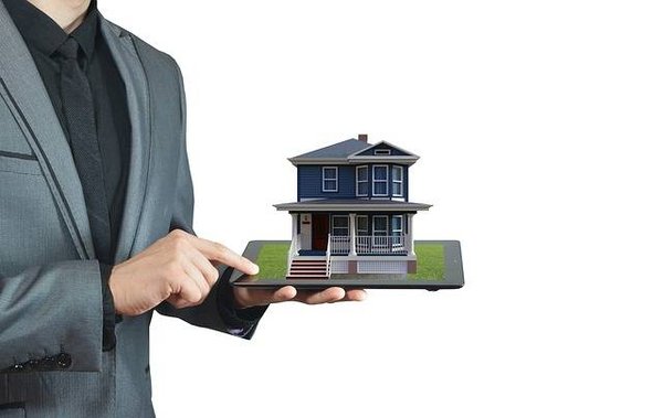 Quelles sont les formations nécessaires pour devenir agent immobilier dans une agence immobilière à Bordeaux ?